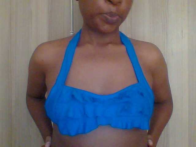 Hotchille Live Cam on BongaCams