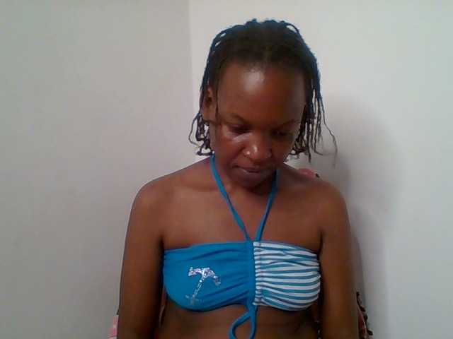 Hotchille live cam on BongaCams