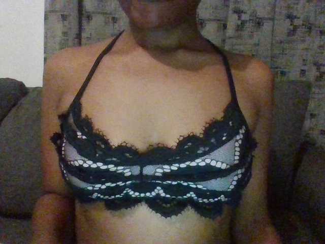 Hotchille live webcam show