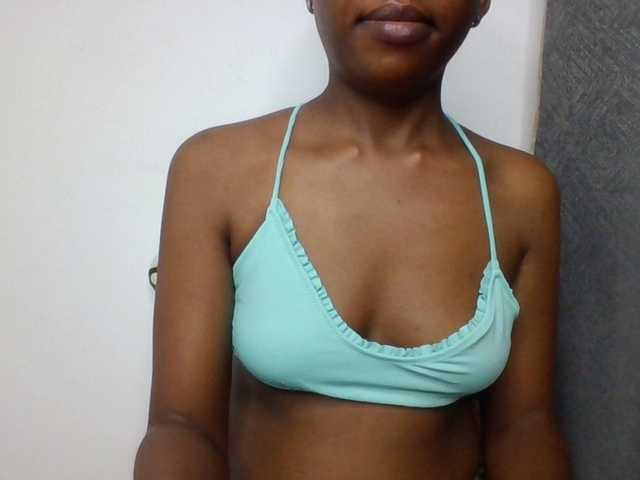 Hotchille live cam on BongaCams