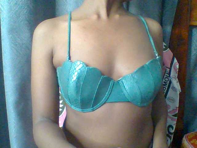 hotchille cam belle
