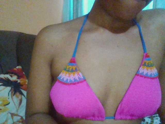 Hotchille live cam preview