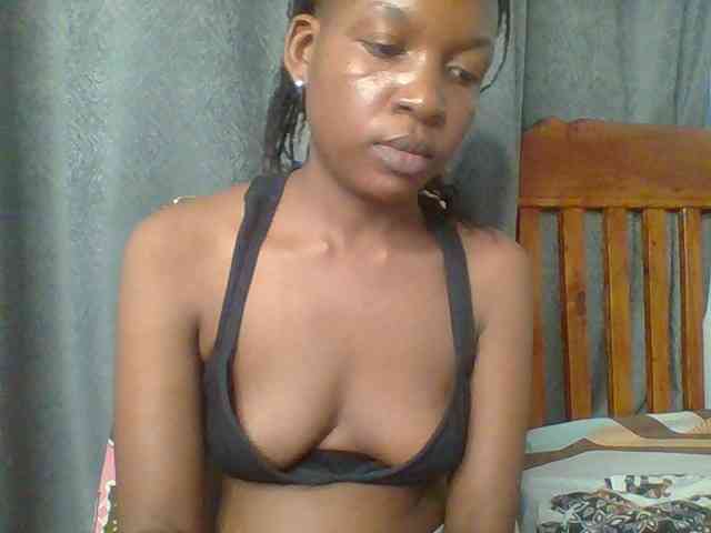Hotchille Sex Cam Show
