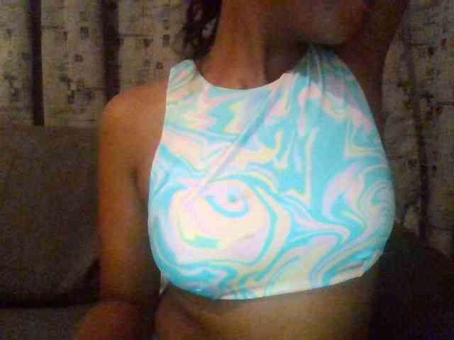 Hotchille Live Webcam on BongaCams
