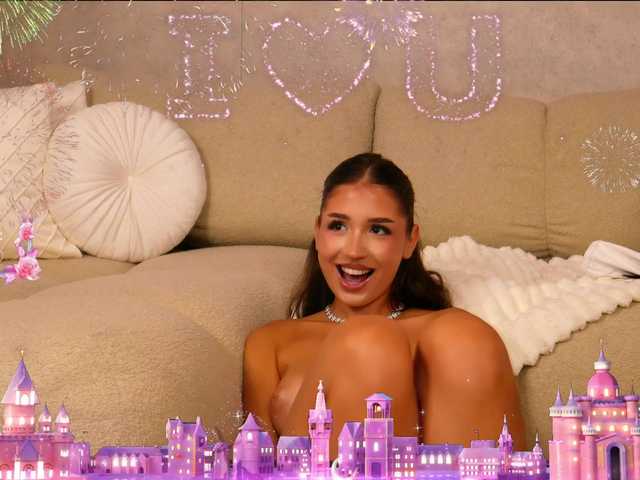 OliviasWays live cam on BongaCams