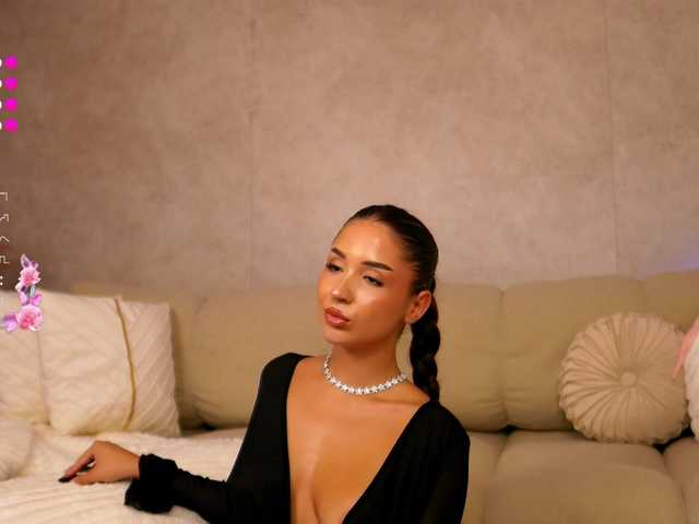 OliviasWays live cam on BongaCams