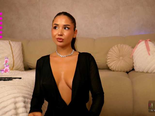 OliviasWays live cam on BongaCams