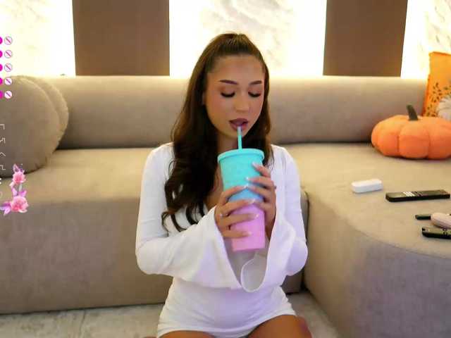OliviasWays live cam on BongaCams