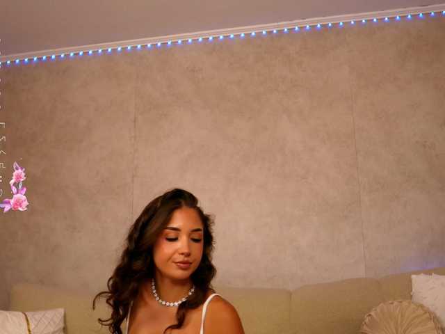 OliviasWays live cam on BongaCams