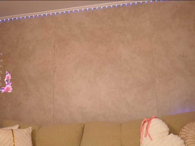 OliviasWays live cam on BongaCams