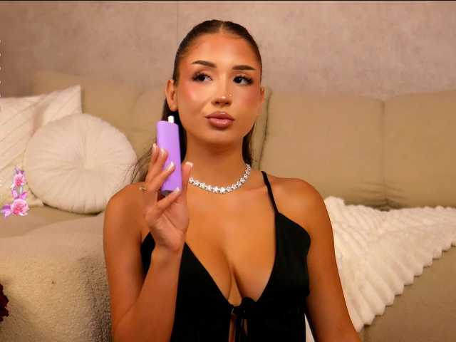 OliviasWays live cam on BongaCams