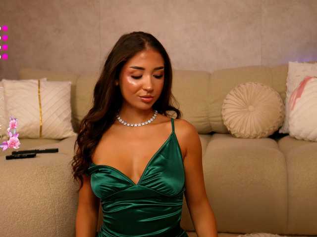 OliviasWays live cam on BongaCams