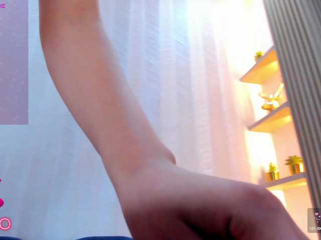 Naomi-Viper live cam on BongaCams