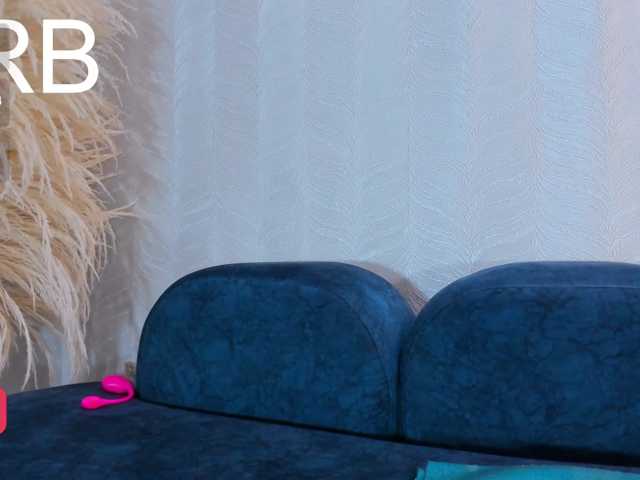 Naomi-Viper live cam on BongaCams