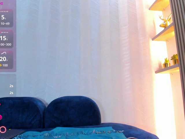 Naomi-Viper live cam on BongaCams