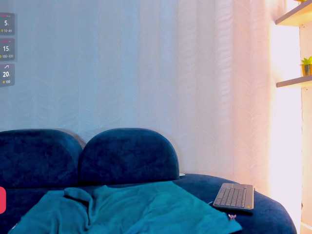 Naomi-Viper live cam on BongaCams
