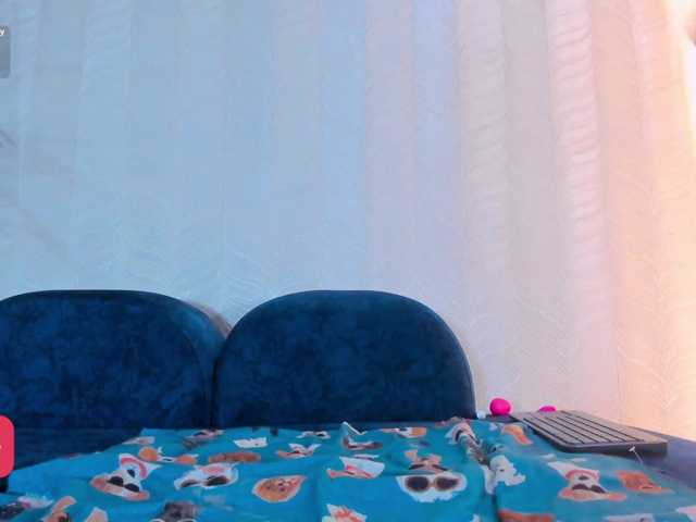 Naomi-Viper live cam preview