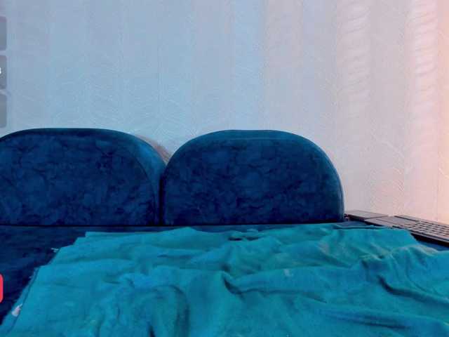 Naomi-Viper live cam on BongaCams