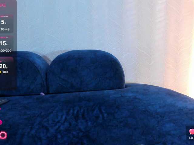 Naomi-Viper live cam on BongaCams