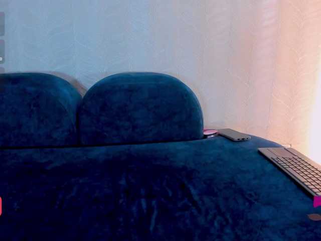 Naomi-Viper live cam on BongaCams