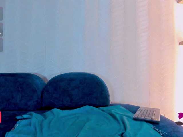Naomi-Viper live cam on BongaCams