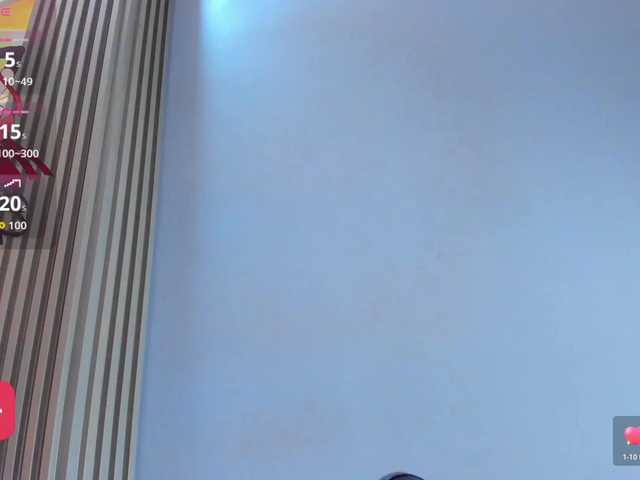 Naomi-Viper live cam on BongaCams