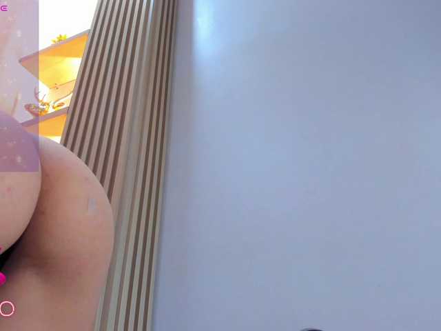 Naomi-Viper live cam on BongaCams