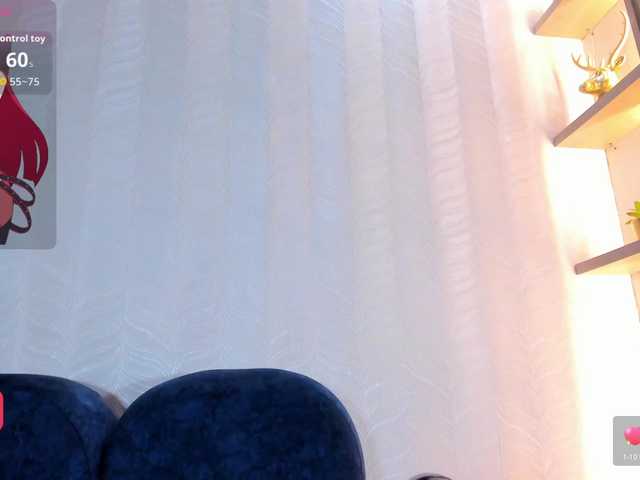 Naomi-Viper live cam on BongaCams