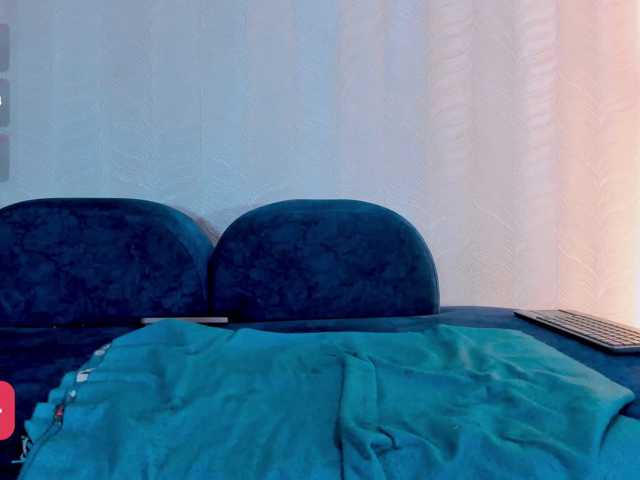 Naomi-Viper live cam on BongaCams