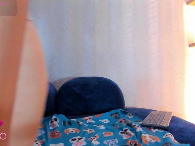 Naomi-Viper live cam on BongaCams