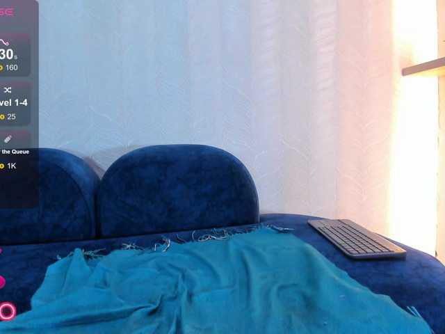Naomi-Viper live cam on BongaCams