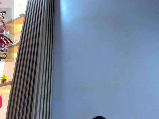 Naomi-Viper live cam on BongaCams