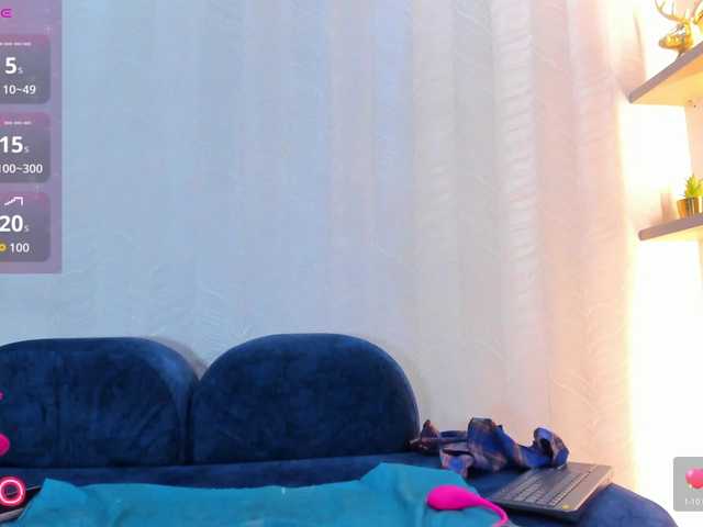 Naomi-Viper live cam on BongaCams
