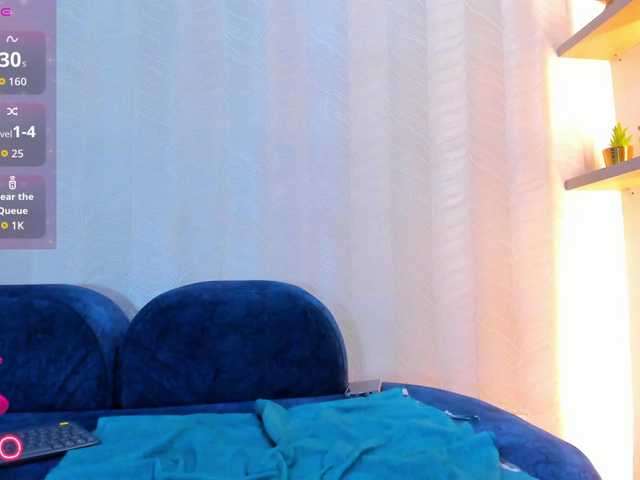 Naomi-Viper live cam on BongaCams