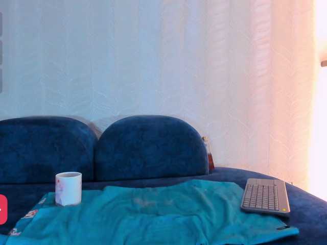 Naomi-Viper live cam on BongaCams