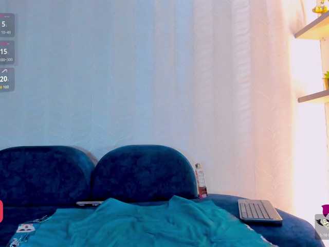 Naomi-Viper live cam on BongaCams