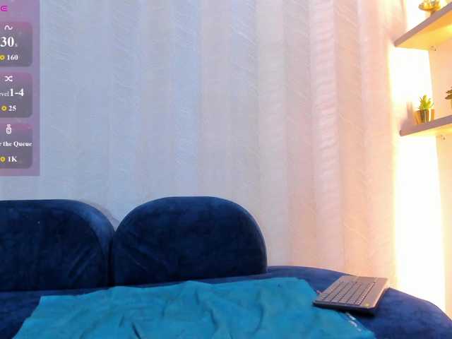 Naomi-Viper live cam on BongaCams