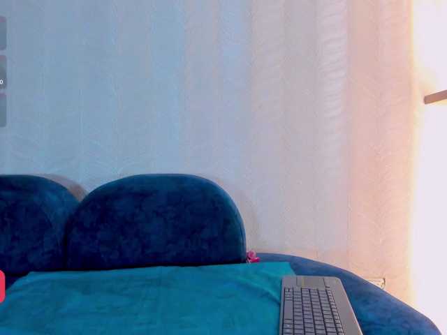 Naomi-Viper live cam on BongaCams