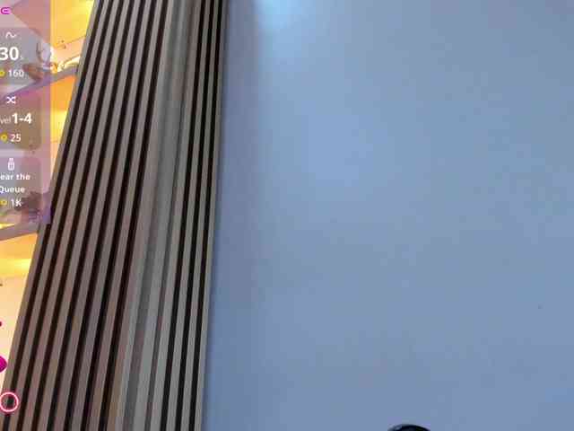 Naomi-Viper webcam