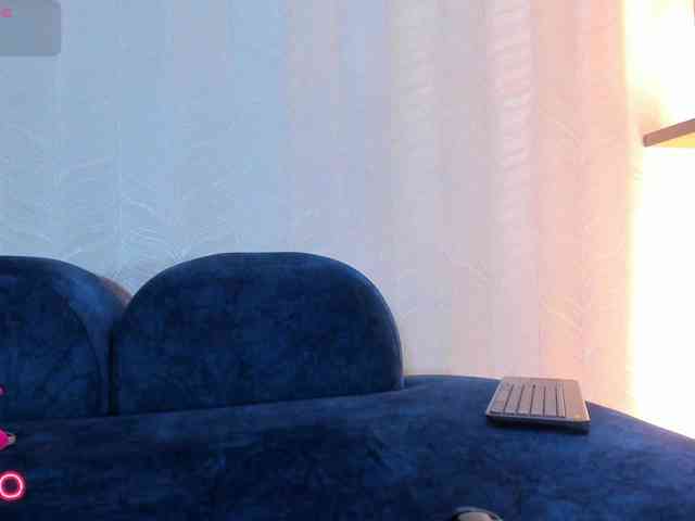 Naomi-Viper webcam