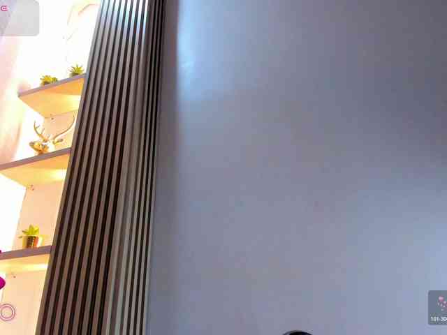 Naomi-Viper webcam