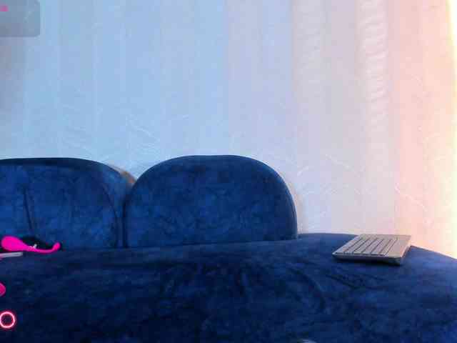 Naomi-Viper webcam