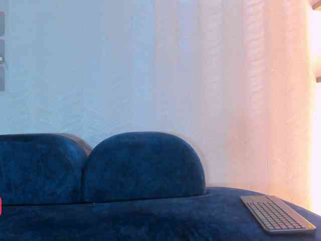 Naomi-Viper webcam