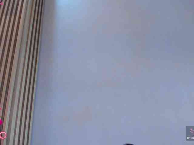 Naomi-Viper Live Webcam on BongaCams