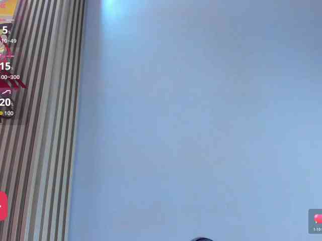 Naomi-Viper webcam