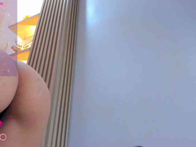Naomi-Viper webcam