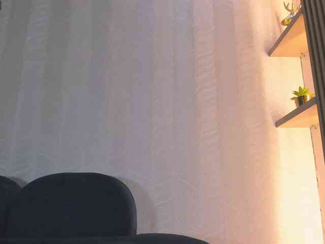 Naomi-Viper webcam