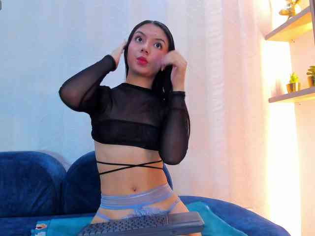 Naomi-Viper webcam