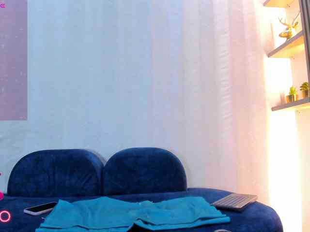 Naomi-Viper webcam