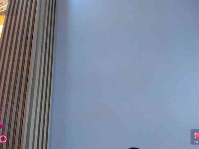 Naomi-Viper webcam